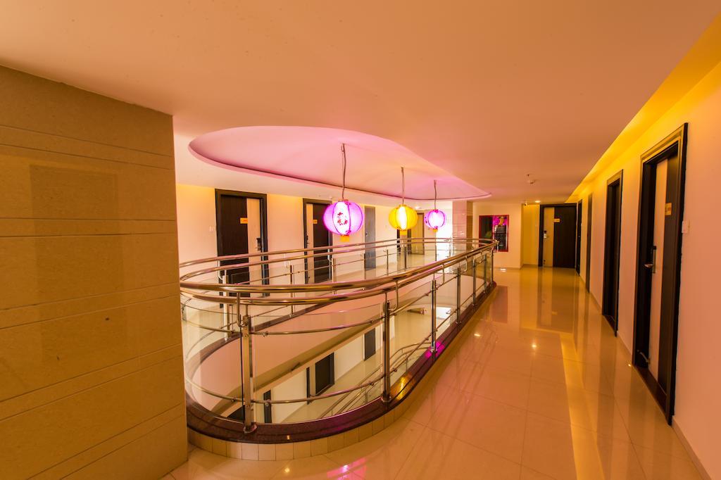 Plaza Hotel Trichy Tiruchirappalli Pokoj fotografie