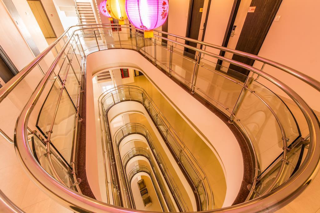 Plaza Hotel Trichy Tiruchirappalli Pokoj fotografie